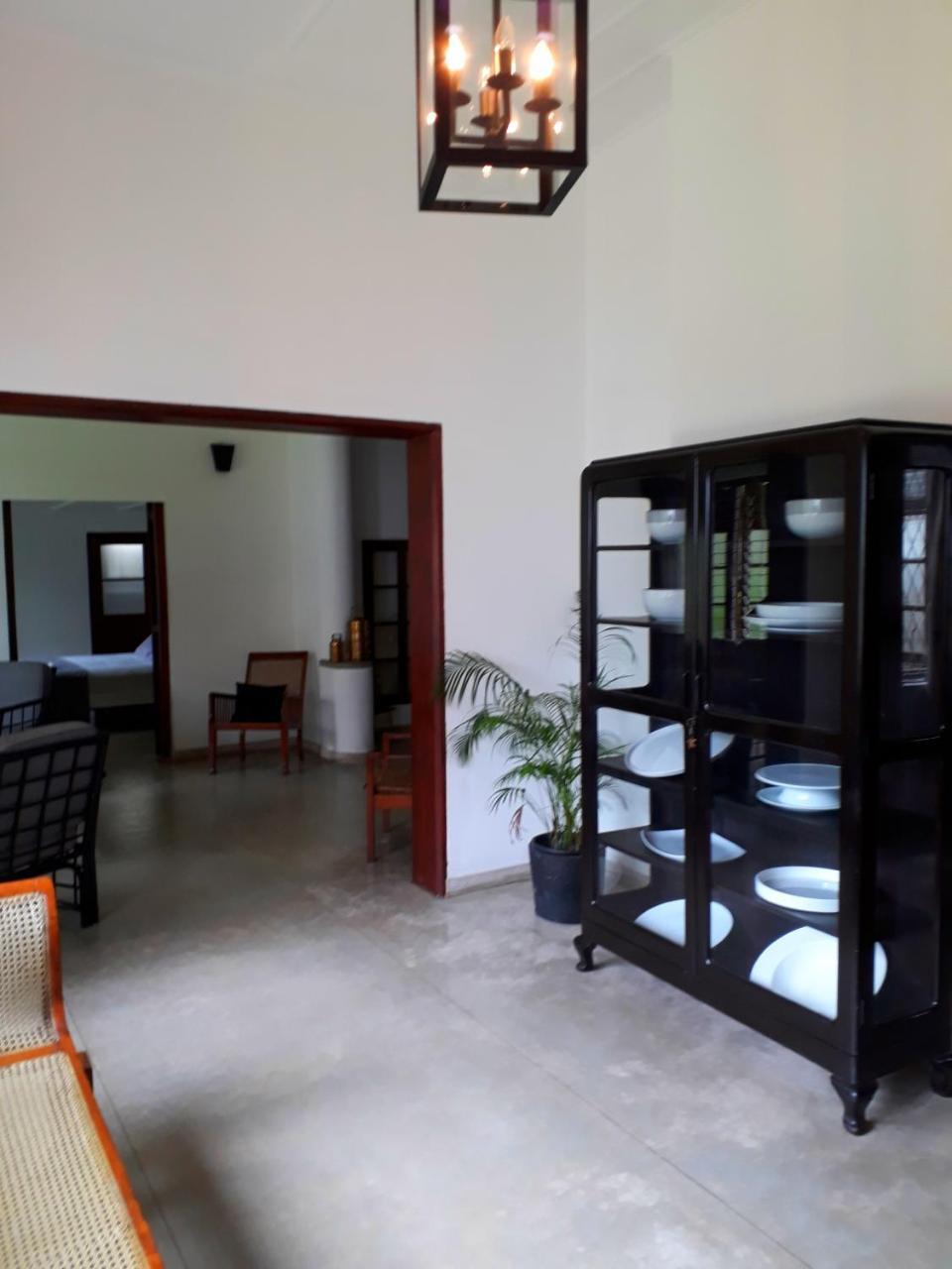"27" Spathodea- Oasis In The City Kolombo Bagian luar foto